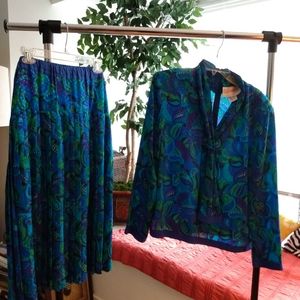 Ladies vintage 2pc suit